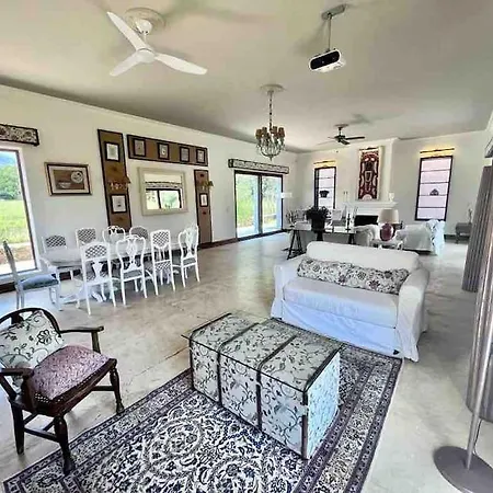 Holiday home El Caseron De El Bosque *